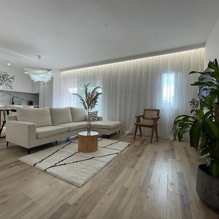 Myslym Shyri'S Apartments Tirana Exterior photo
